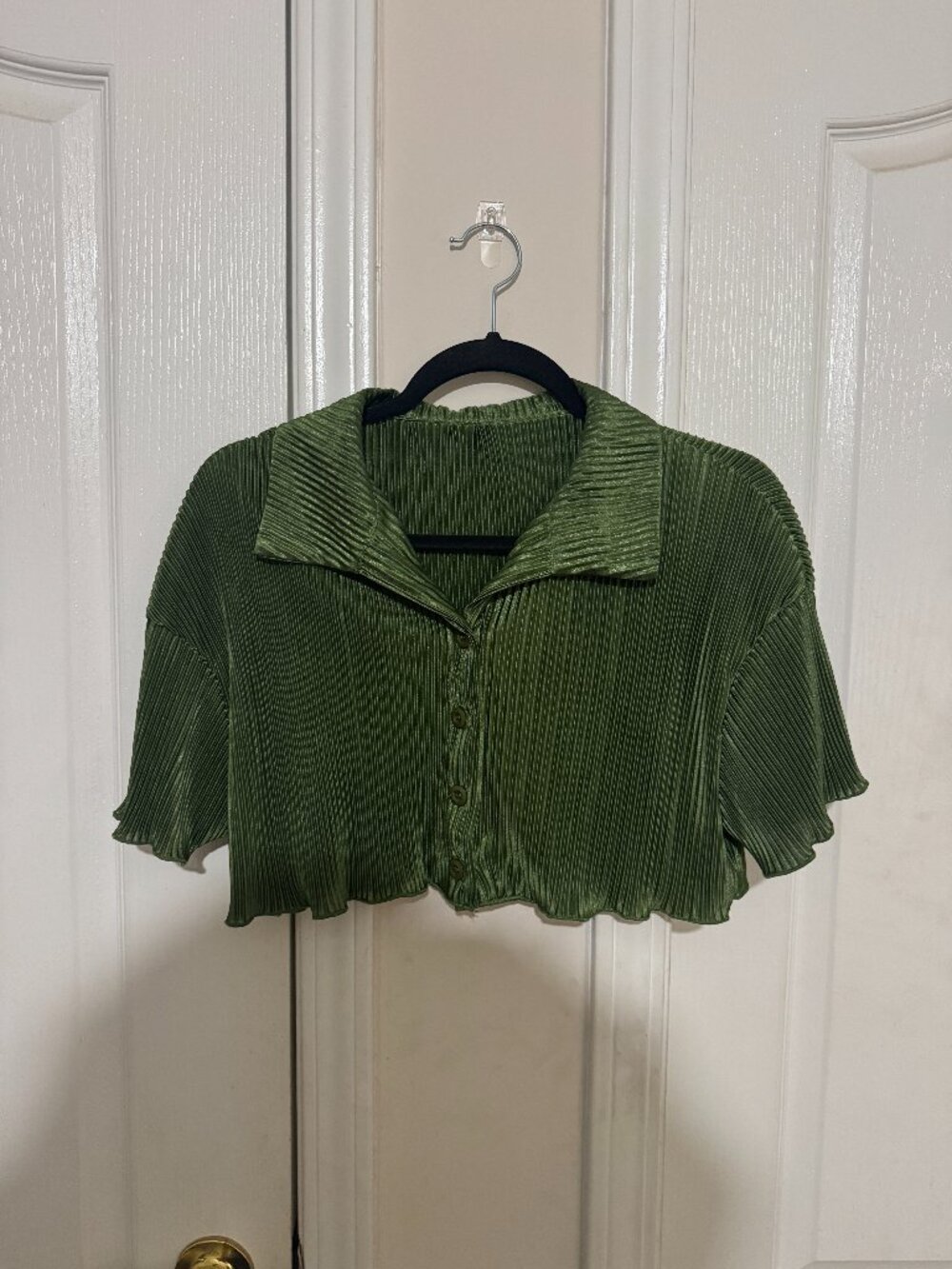 SHEIN Pleated Cropped Blouse Size M Olive Green